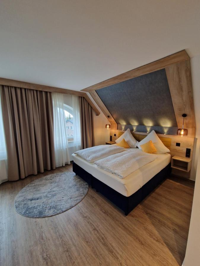 Hotel Restaurant Esser Wegberg Esterno foto